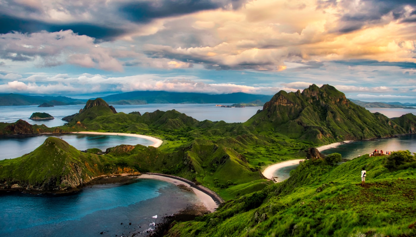 komodo luxury tour — booking enquiry